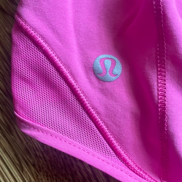 Pink lululemon shorts! Only worn 2 times!!!Size 6. - Picture 4 of 5